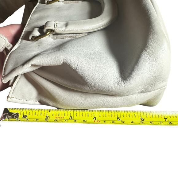The Sak White Shoulder Bag - Picture 15 of 16